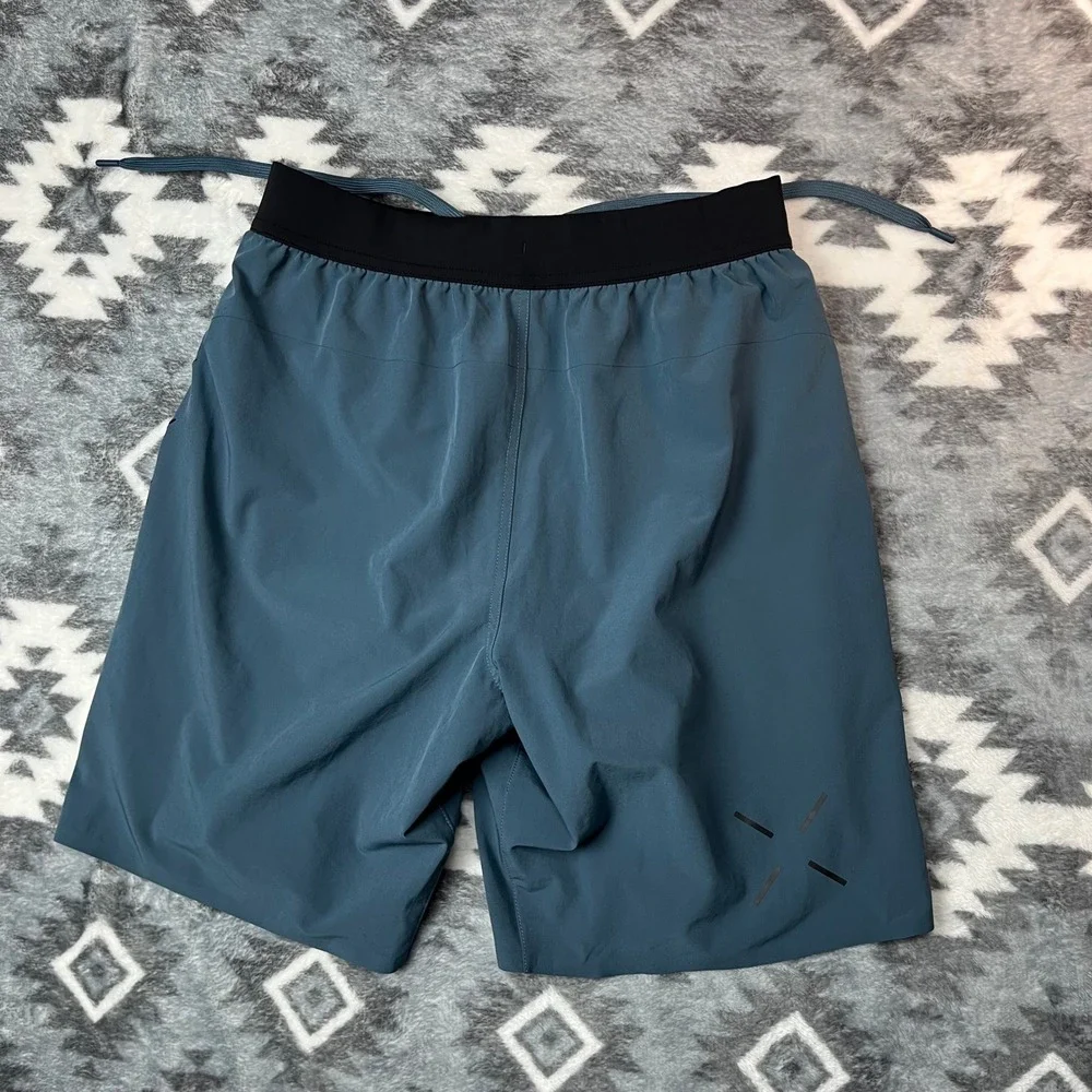 Ten Thousand Interval Shorts Blue Grey Mens Small Compression Liner Workout 7in